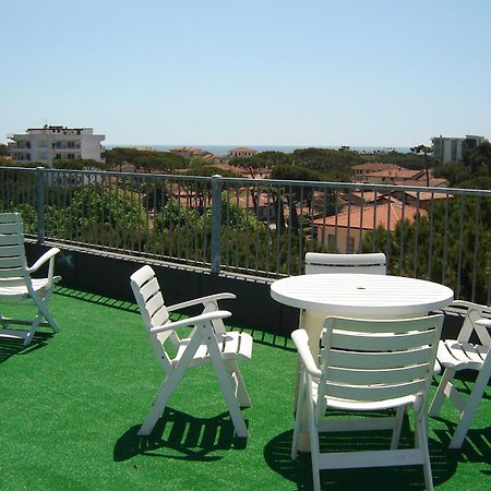 Hotel Mediterraneo Marina di Pietrasanta Kültér fotó